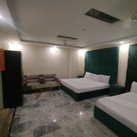 Hotel Crown Plaza, Near Karachi Airport, Darul Sehat Hospital, Dow, Agha Khan And Liaqat Hospital Экстерьер фото