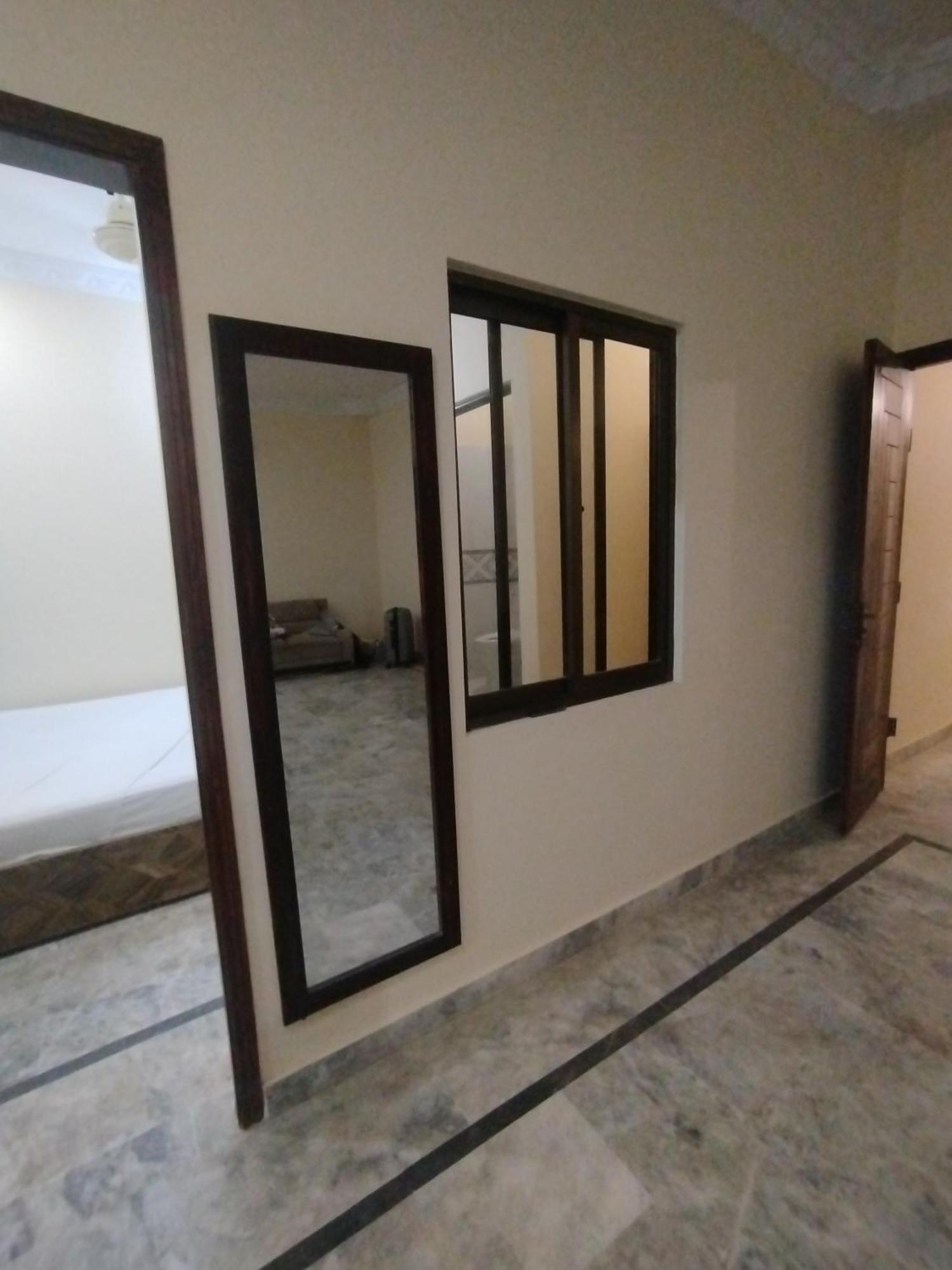 Hotel Crown Plaza, Near Karachi Airport, Darul Sehat Hospital, Dow, Agha Khan And Liaqat Hospital Экстерьер фото