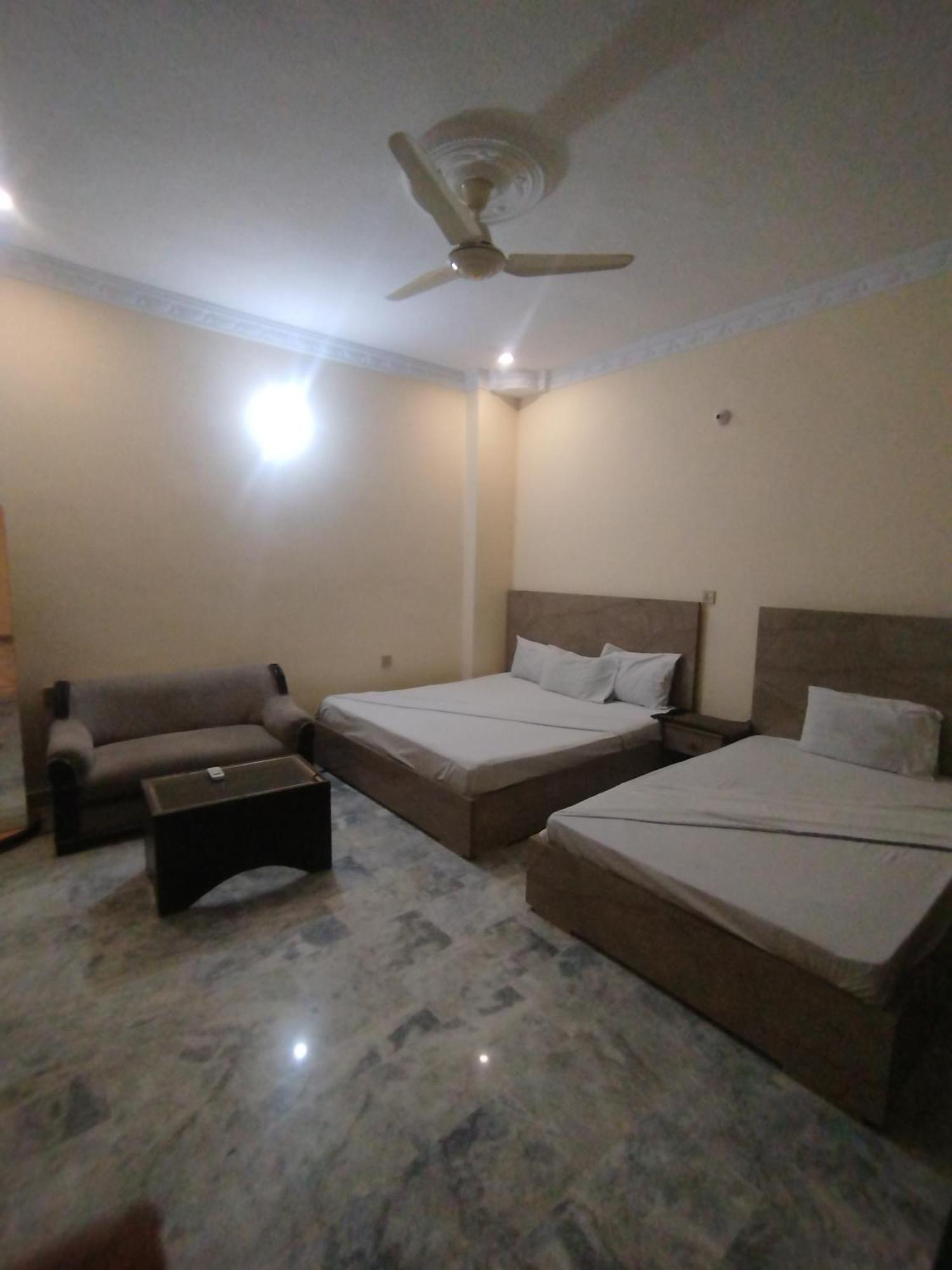 Hotel Crown Plaza, Near Karachi Airport, Darul Sehat Hospital, Dow, Agha Khan And Liaqat Hospital Экстерьер фото