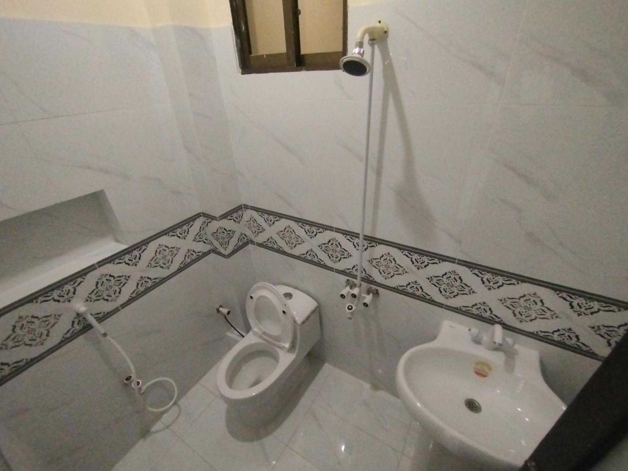 Hotel Crown Plaza, Near Karachi Airport, Darul Sehat Hospital, Dow, Agha Khan And Liaqat Hospital Экстерьер фото